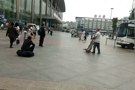 成都火车站，成都北站西南地区最大的交通枢纽站。视频封面