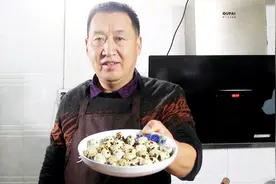 吃货最光荣：鹌鹑蛋和西红柿一起做，没想到这么好吃，营养又解馋
