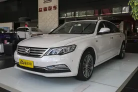 众多配置加持的众泰Z700 究竟实力怎样图片