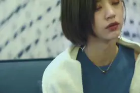 女大学生跟闺蜜去酒吧，最后男朋友还是来晚了一步#肆年视频封面