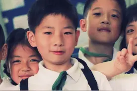 绿领巾 2014视频封面