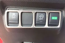 如何开启和关闭汽车的eco模式？