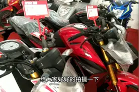 本田CB190R暴风眼，一款颜值与质量共存的摩托车，网友你会喜欢吗视频封面