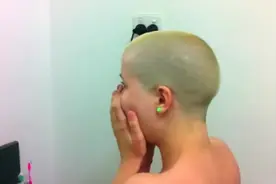 美女记录剃光头后，365天的头发生长，每天的变化太神奇了！