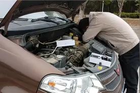 五菱宏光灯光升级之换灯泡