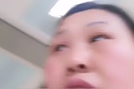 重庆市新桥医院太大了，人也多得很呢。