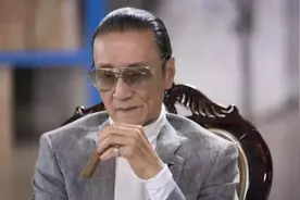 向华强被称为“五哥”，谢贤称“四哥”，那大哥二哥三哥是谁？视频封面