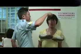 徐冠英应聘保安身高不够用，易拉罐作弊，实力拍马视频封面