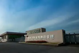 感受一下宝鸡吉利博越生产线