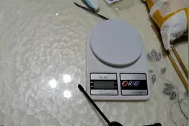 拆箱拼多多5块钱买的5斤大粒海盐，这么便宜还包邮，养鱼必备视频封面