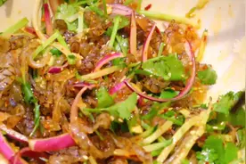 看过寻味顺德后，这个凉拌爽脆鱼皮看起来也太好吃啦吧？超级下饭