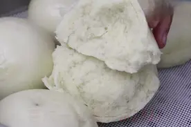 蒸馒头到底要不要二次醒发？很多人都错了，掌握3技巧，馒头軟糯