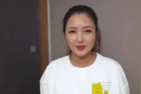 何洁现身广州机场，未修图爆出，比以前更胖了身材不忍直视