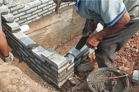 农村建房没有多余的地，化粪池建在屋内合适吗？视频封面