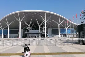 深圳全亚洲最大的会展中心，正式投入运营，规模超出你的想象？视频封面