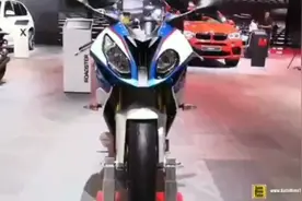 宝马重机车S1000RR大小眼