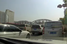 裕华路口排队上高速，你用多长时间呢？