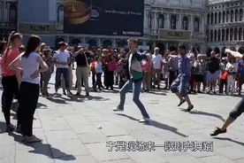 街头试验！当俄罗斯人在国外听到“喀秋莎”，他们会作何反应？视频封面