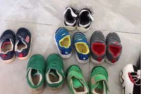 宝宝鞋子 都小了穿不了了 送给有需要的人吧 只要不嫌弃