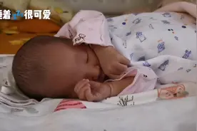 出生4天，孩子不会吃母乳，什么情况？