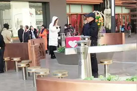 北京王府井建78平米豪华吸烟区 北京控烟协会：坚决反对