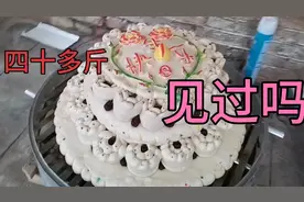 小孩提前过三周岁生日，你们那里有这个风俗吗，姥姥的礼物太壕横