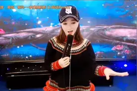 文静直播现场一首DJ版《一条绳俩蚂蚱》清脆悦耳的歌声越听越爱听