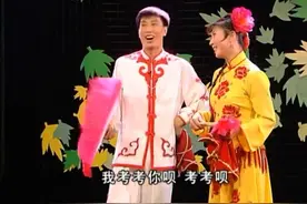 笑笑和程天乐台上互动讲笑话众人欢乐一首小帽拉开大幕好听