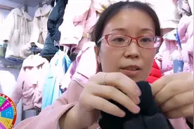 宝宝裤腰经常松大的宝妈：橡皮筋裤腰身大，皮筋无痕收短