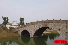 国庆景区免费，食草狼带你去逛湖上升明月，古民居是一大特色