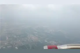 长春龙嘉机场飞机近进降落全过程，长春附近的庄稼长得真不错视频封面