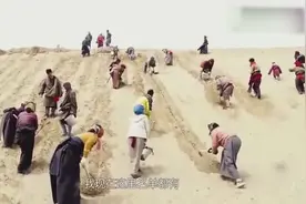 800牧民治理沙漠化，7年恢复12000亩草原，生态坏境靠大家视频封面
