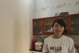 实拍越南农村，竟然这么富有！家里老人姐姐也远嫁中国福建！视频封面