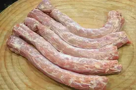 鸭脖这样吃真是够绝味！厨师长分享家常红烧鸭脖做法，香辣过瘾