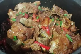 这样的红烧筒骨，筒骨做法，不炒糖色，好吃又好看，