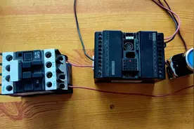 怎么用PLC实现一键启停？分享2种控制方法，第2种最简单