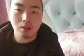 小伙2个月没有收入，靠信用卡过日子，一句话倒尽生活的心酸视频封面