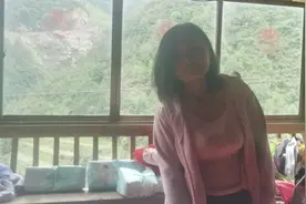 最近遇到一个变态男粉丝信息骚扰，我更新我老公视频他就不高兴！视频封面