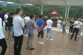 江西举办的大型相亲交友,看到现场的单身男女比例男同胞们要哭了视频封面