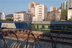 广铁长段HXD3C0715牵引K9260深圳西到怀化，京广线上行出韶关东站