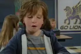 不要拿世俗的眼光看待别人，每一个人都应该被尊重