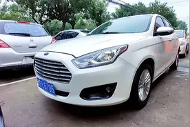 15年的自动福睿斯现在只五万出头，来看看值不值