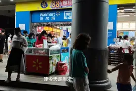 去超市随便逛逛最少都是一两百，再不努力赚钱的话就要吃土了