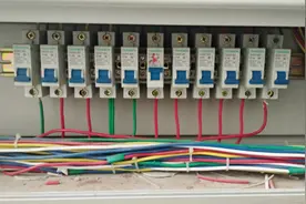 空开滋滋响接着就跳闸，明显是大短路，用这种方法维修很有效