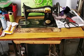 70年代的老缝纫机，40年前买的时候300，攒一年工资，现在价值多视频封面