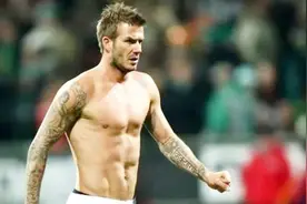 价值1.1亿英镑！贝克汉姆足球生涯，含金量最高的一个任意球！视频封面