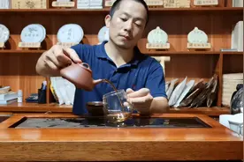 普洱茶熟茶为什么喝起来会口干舌燥？甚至会锁喉视频封面