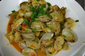 3只牛蛙，半斤花甲，酒店师父这么做，这味道绝了！