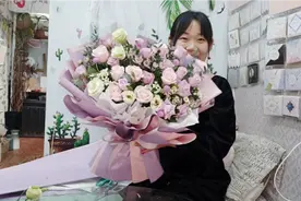 冷美人和粉雪山的完美搭配，花束太可了，超好看的颜色！视频封面