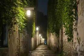 歌曲《身不由己》，共勉，原唱：迟帅～～～